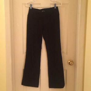 Nike dry fit yoga pants leggings size small